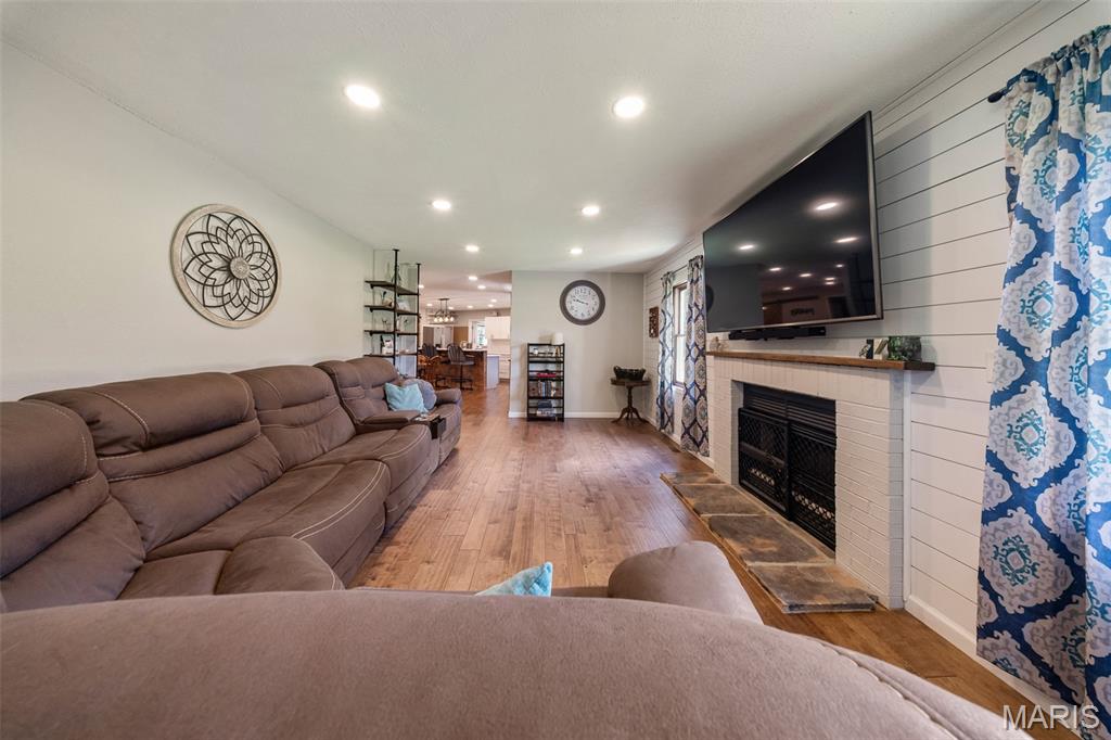 15100 State Route O Property Photo 6