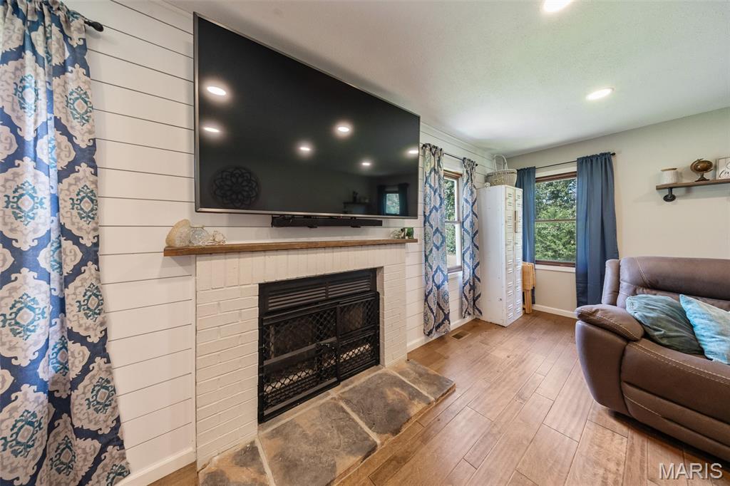 15100 State Route O Property Photo 7