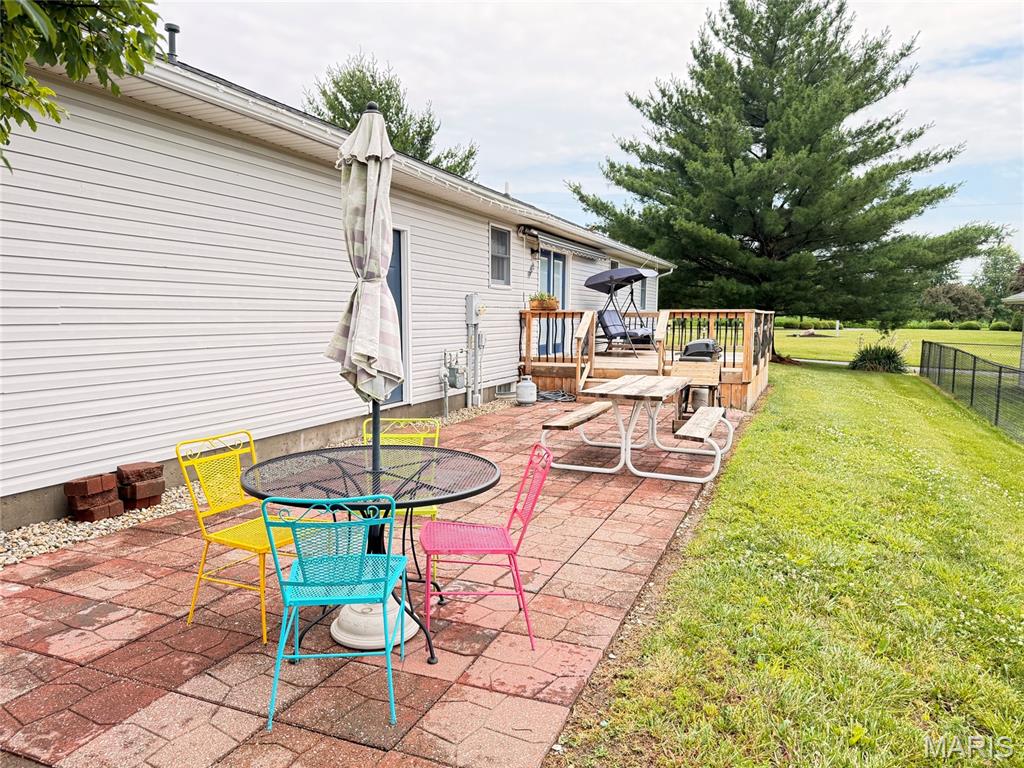 100 Quail Run Property Photo 3
