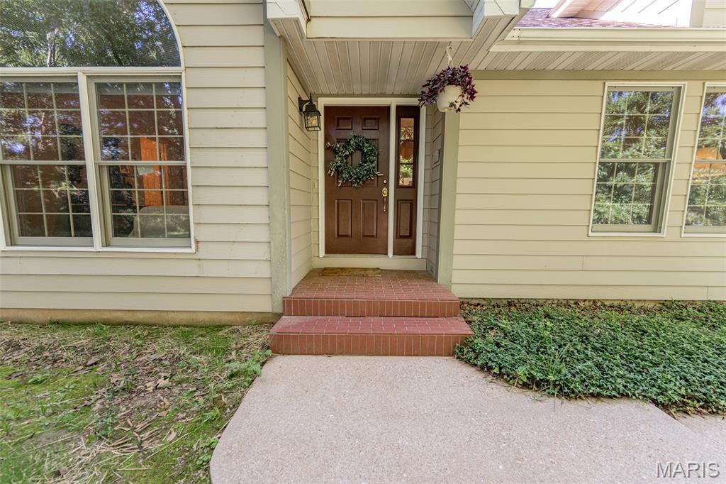 10790 Greenlefe Drive Property Photo 3