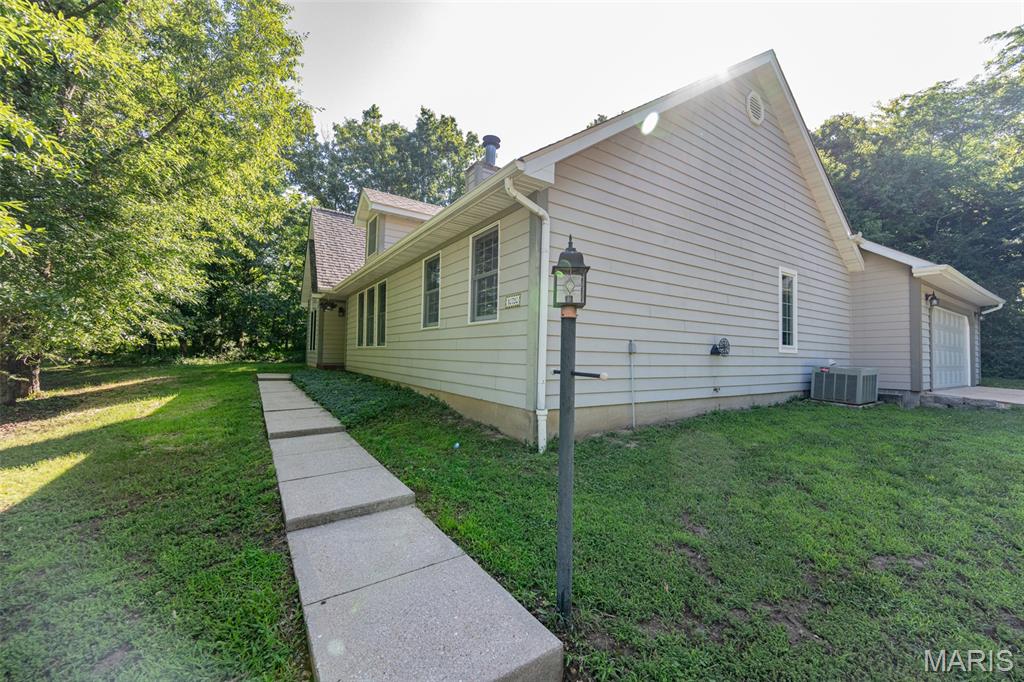 10790 Greenlefe Drive Property Photo 4