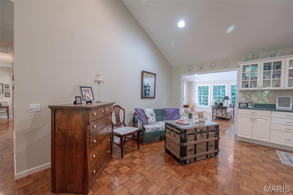 10790 Greenlefe Drive Property Photo 16