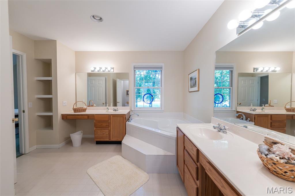 10790 Greenlefe Drive Property Photo 50