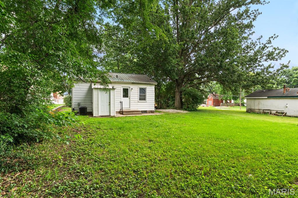 23 S 9th Street Property Photo 2