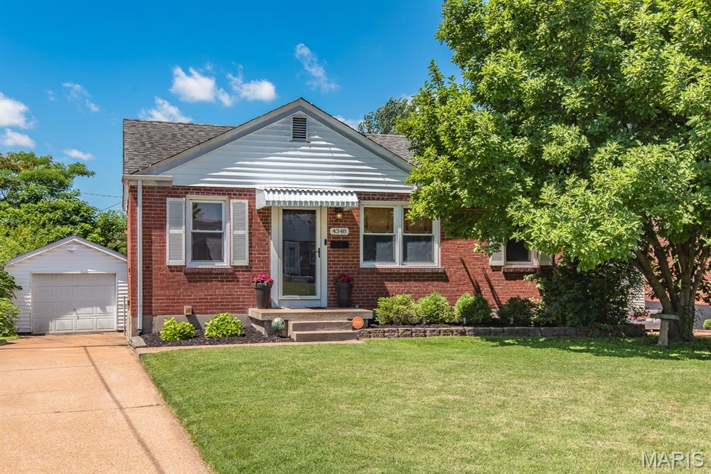 4348 Schirmer Street Property Photo 1