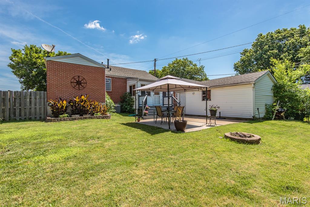 4348 Schirmer Street Property Photo 6