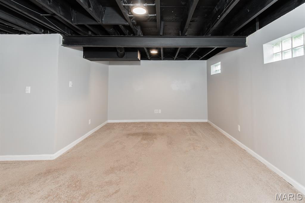 4348 Schirmer Street Property Photo 35