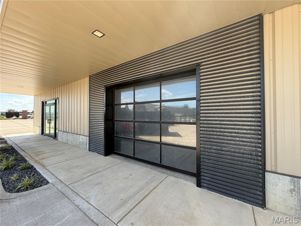 2015 S Perryville Boulevard C & D Property Photo 2