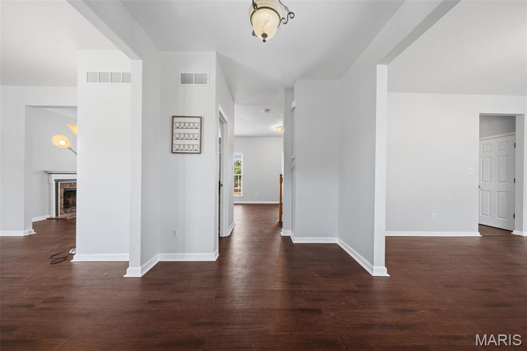 2915 Saint Vincent Avenue Property Photo 4
