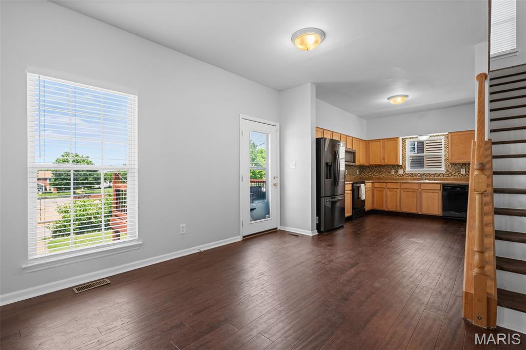 2915 Saint Vincent Avenue Property Photo 12