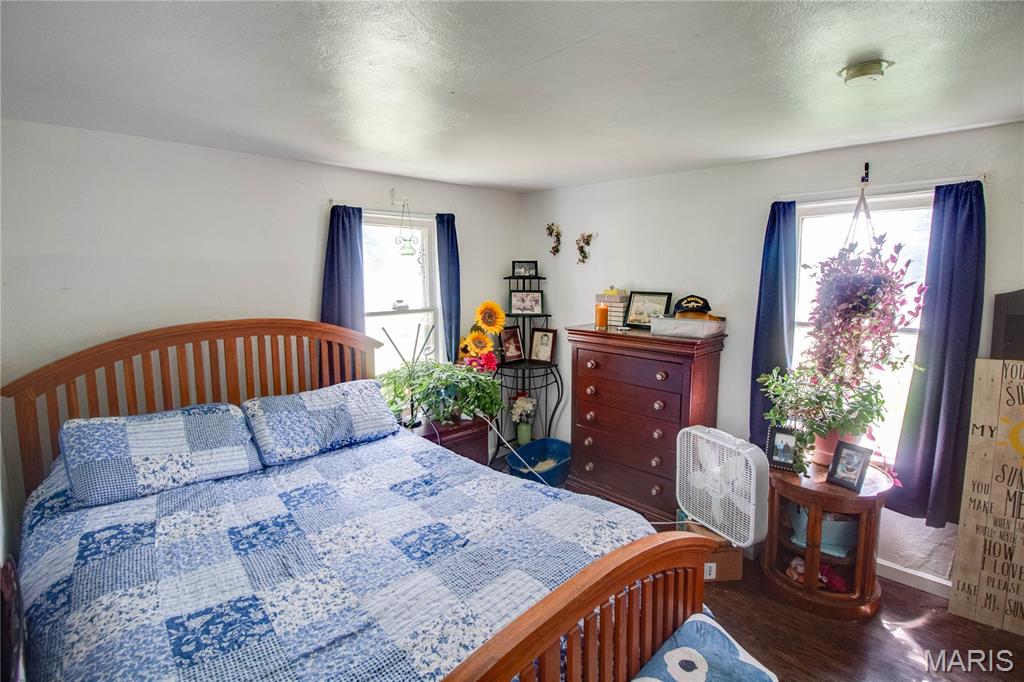100 N Clinton Street Property Photo 12