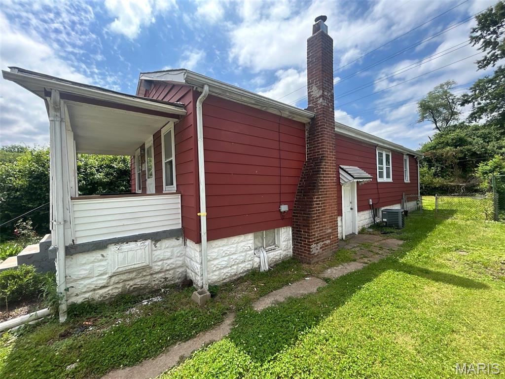 8527 Kempland Place Property Photo 12