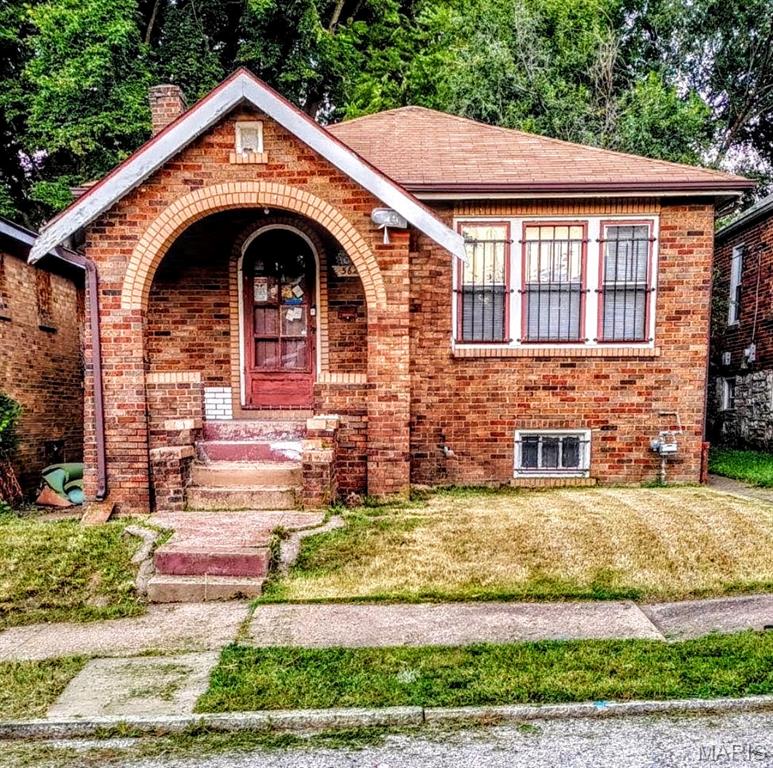5628 Hiller Place Property Photo 1