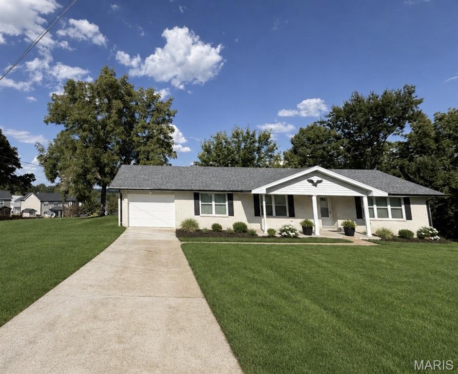 635 Lonedell Road Property Photo 1