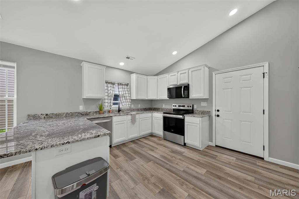 309 S Main Cross Street Property Photo 28