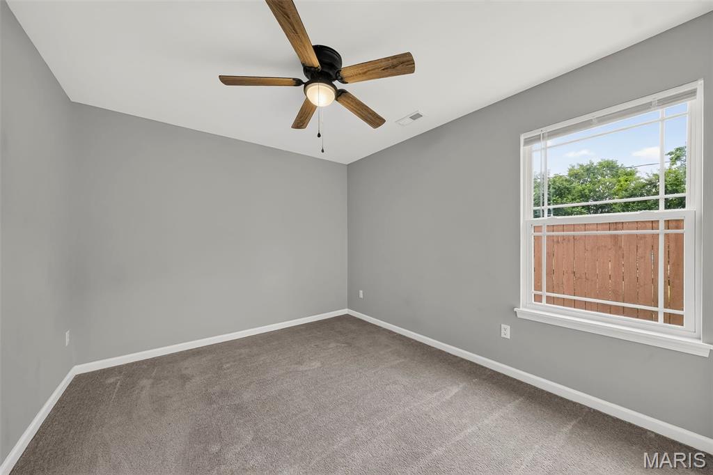 309 S Main Cross Street Property Photo 38