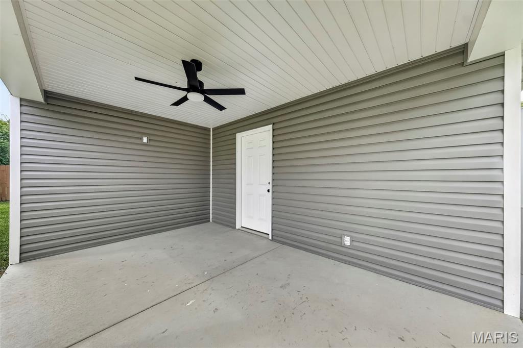 309 S Main Cross Street Property Photo 40