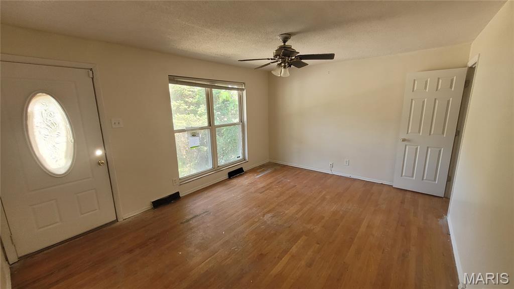 146 Evans Avenue Property Photo 7