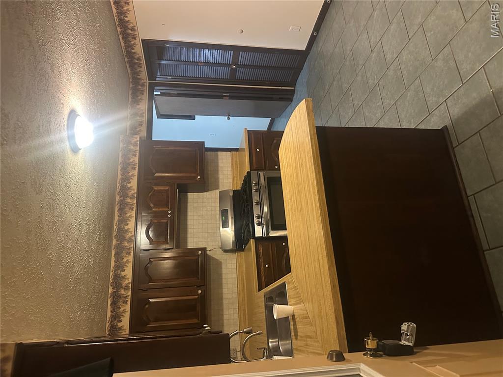 527 State Highway Kk Property Photo 3