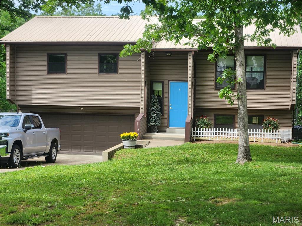 1126 S Deer Trail Property Photo 1