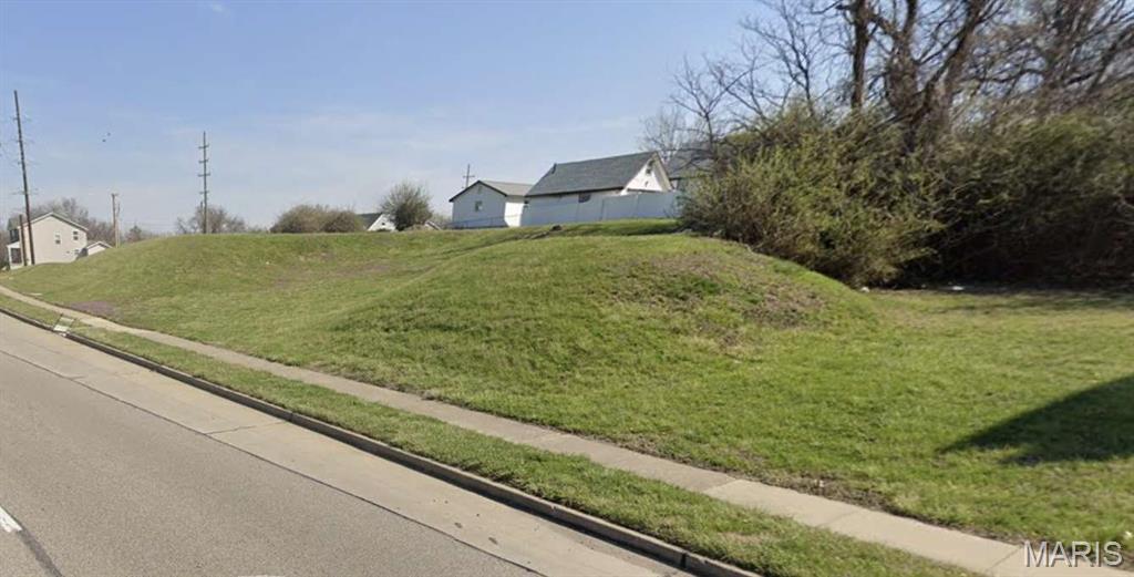 5948 Madison Avenue Property Photo 3
