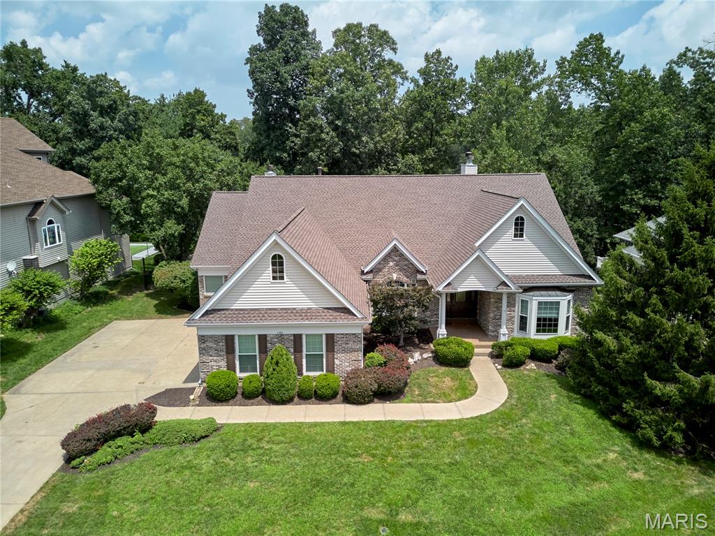 1384 Mallet Hill Property Photo 2