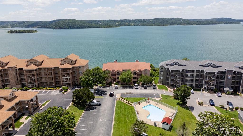 700 Emerald Pointe Dr 101 Property Photo 1