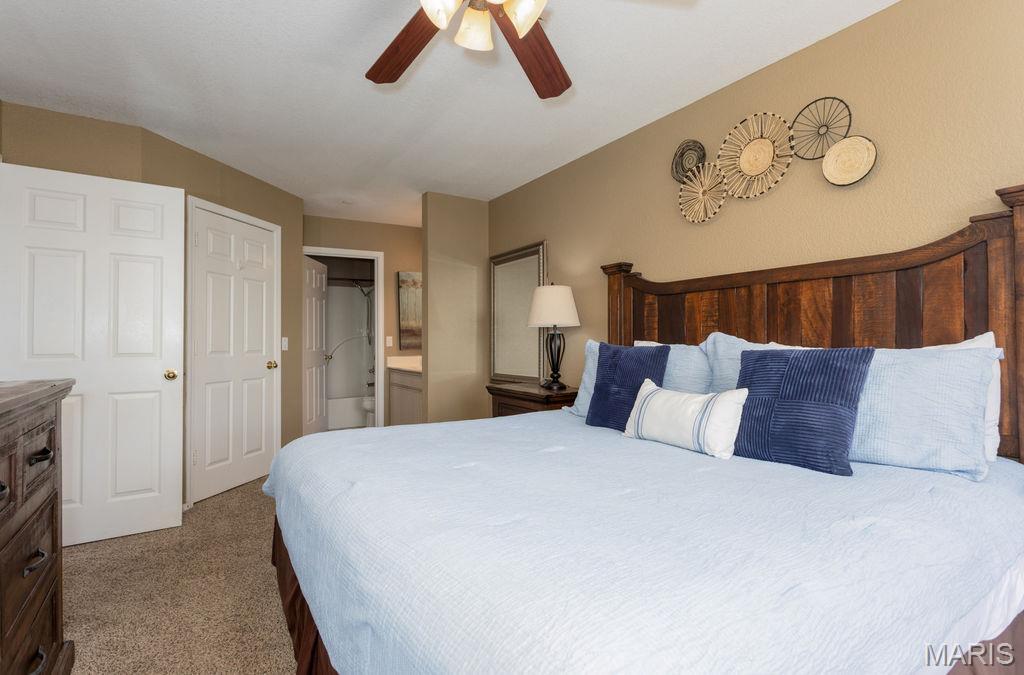 700 Emerald Pointe Dr 101 Property Photo 21