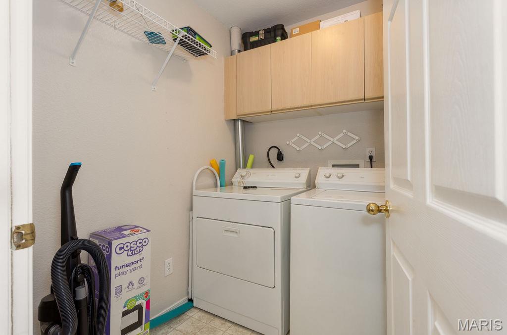 700 Emerald Pointe Dr 101 Property Photo 26