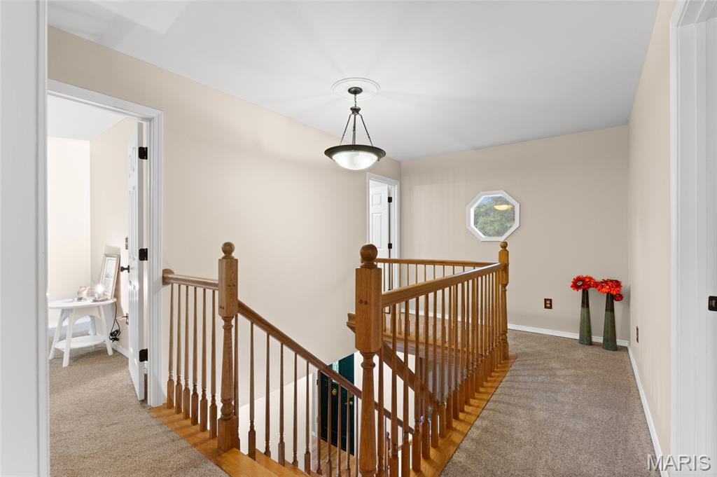 2404 Stoney Brook Drive Property Photo 26