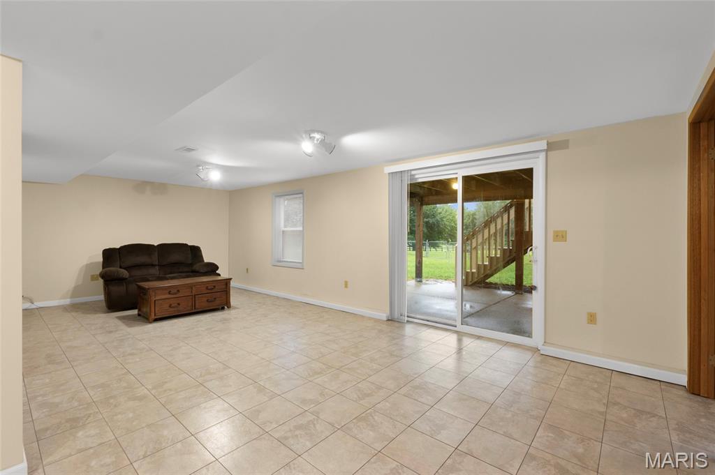 2404 Stoney Brook Drive Property Photo 40