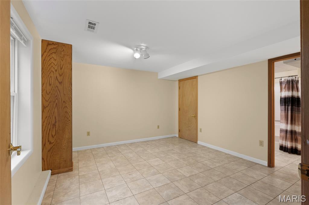 2404 Stoney Brook Drive Property Photo 41