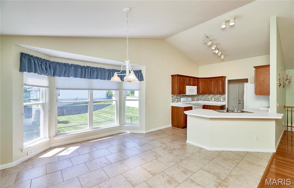 122 Westgate Drive Property Photo 10