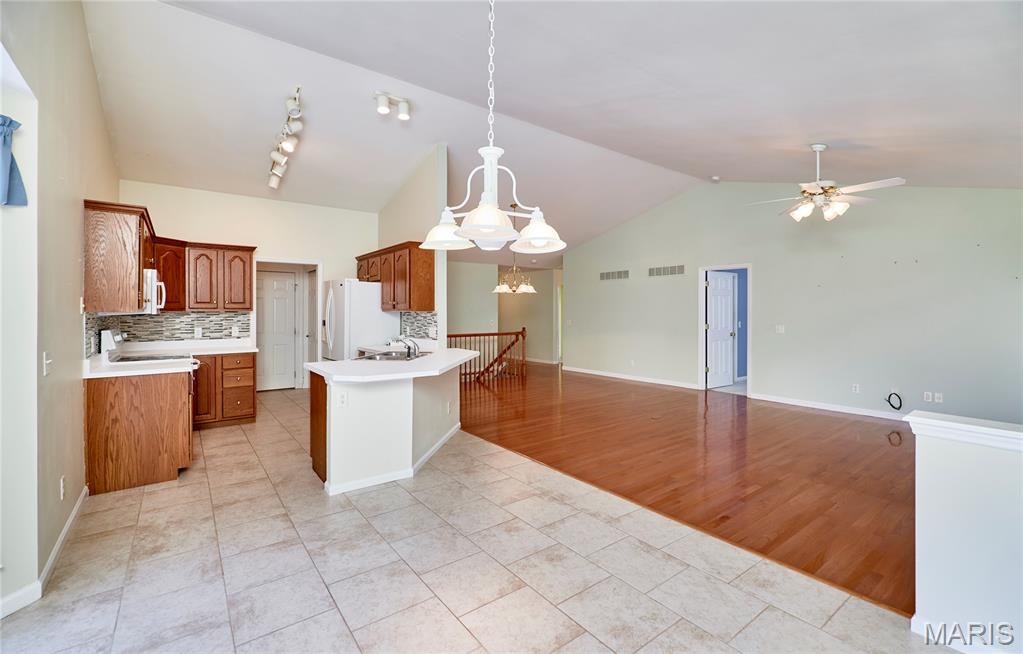 122 Westgate Drive Property Photo 12