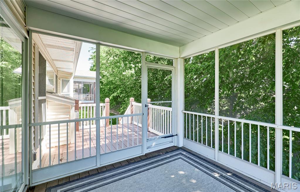 122 Westgate Drive Property Photo 44