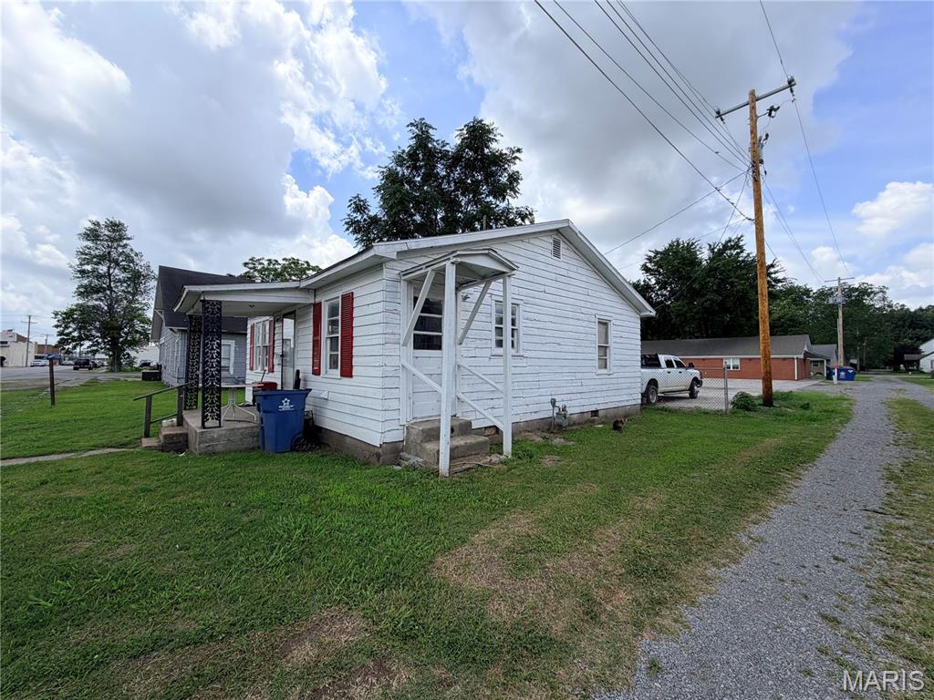 301/303 King Avenue Property Photo 2
