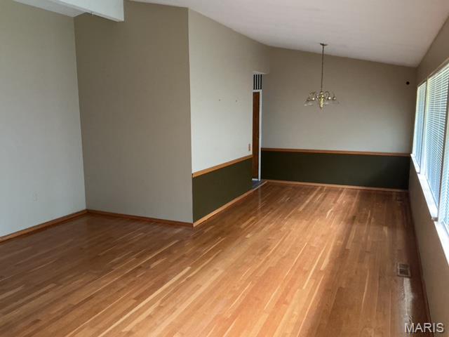 1665 Turf Lane Property Photo 2