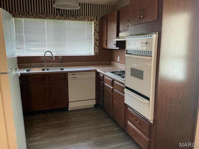 1665 Turf Lane Property Photo 3