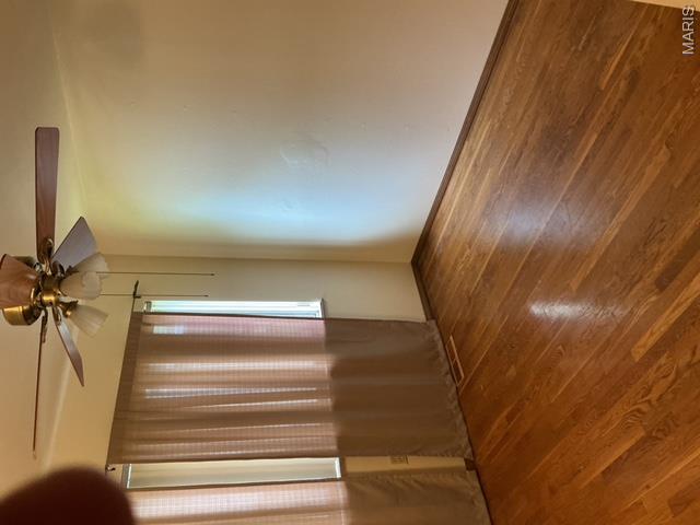 1665 Turf Lane Property Photo 4