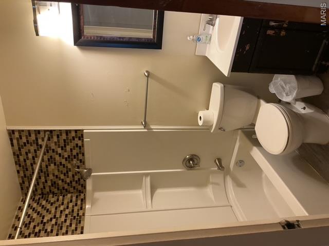 1665 Turf Lane Property Photo 5