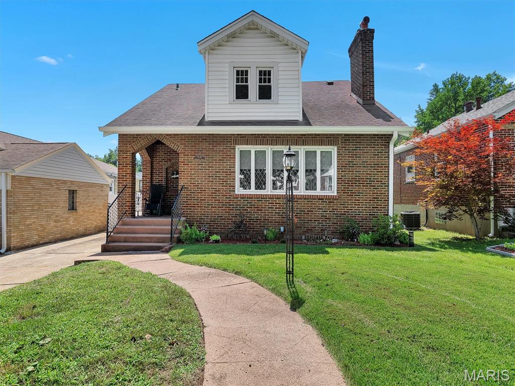 7448 Hillsdale Drive Property Photo 1