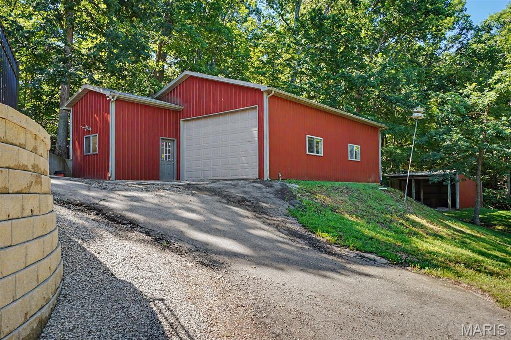 1311 Duke Road Property Photo 2
