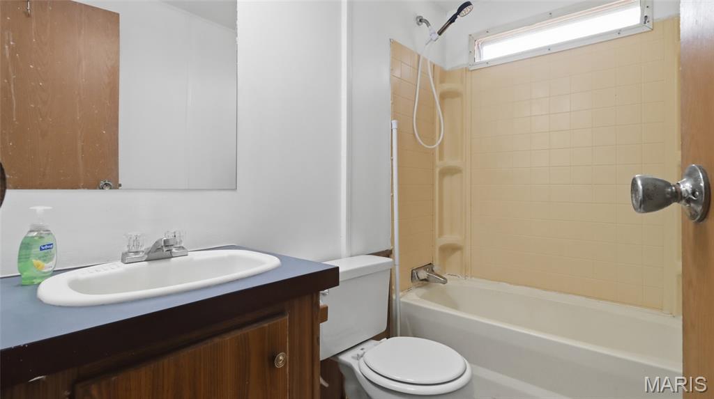 16065 Highway Bb Property Photo 12