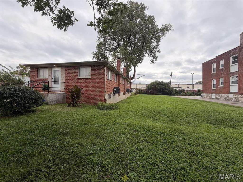 926 Eastgate Avenue Property Photo 1