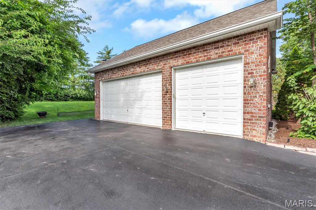845 Coulange Court Property Photo 41