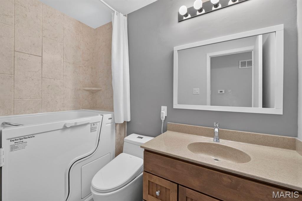 229 Coachman Way Property Photo 11