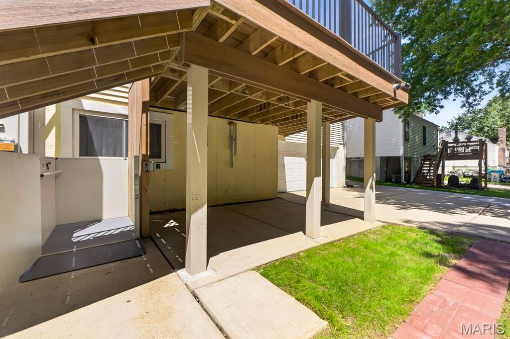 229 Coachman Way Property Photo 34