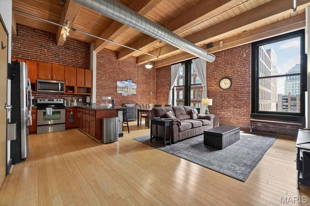 1113 Washington Avenue 406 Property Photo 1