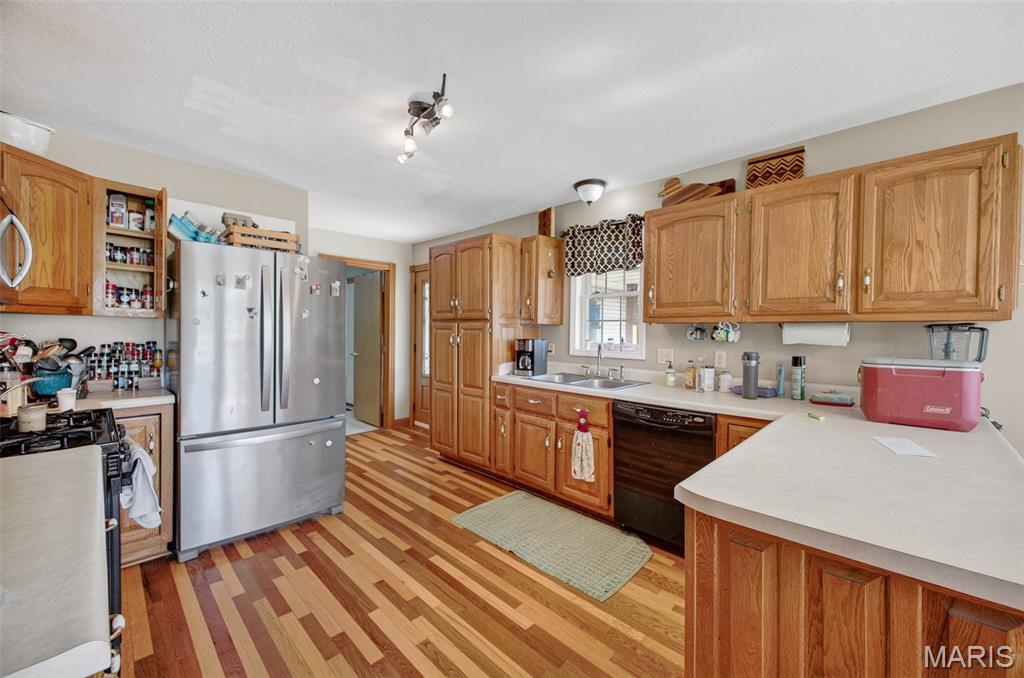 15161 Edison Road Property Photo 14