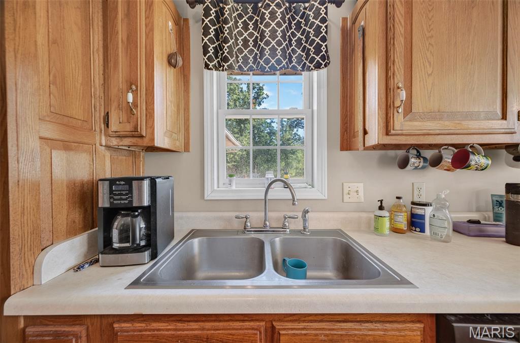 15161 Edison Road Property Photo 16